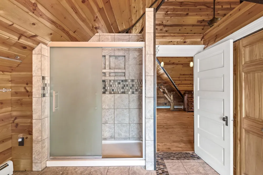 930 3rd Avenue Eau Claire, WI 54703