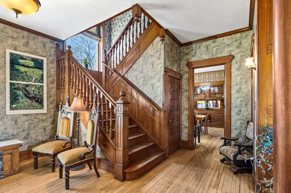 930 3rd Avenue Eau Claire, WI 54703