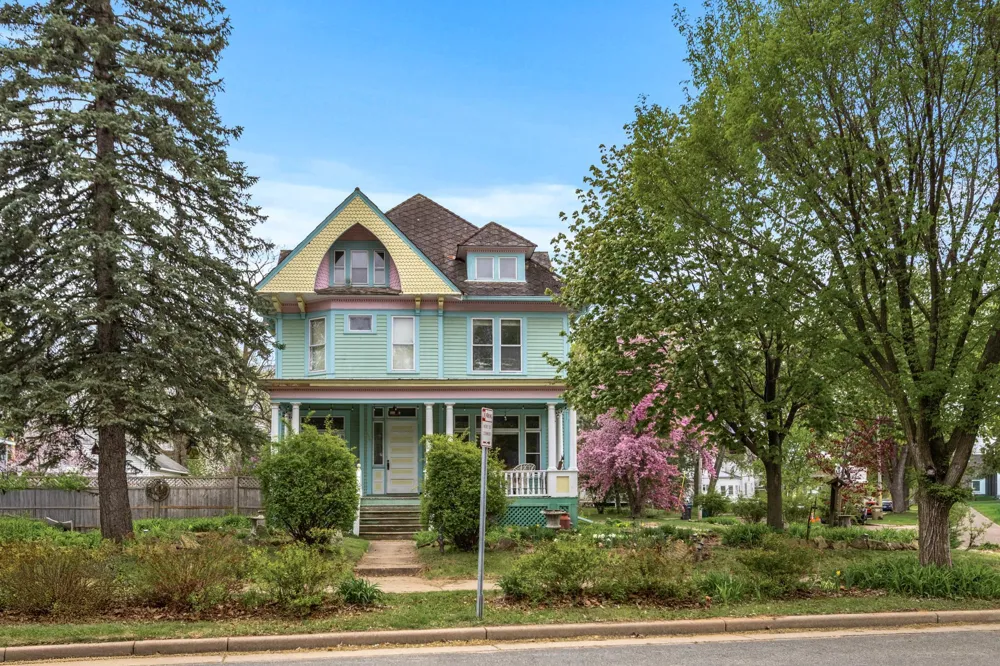930 3rd Avenue Eau Claire, WI 54703