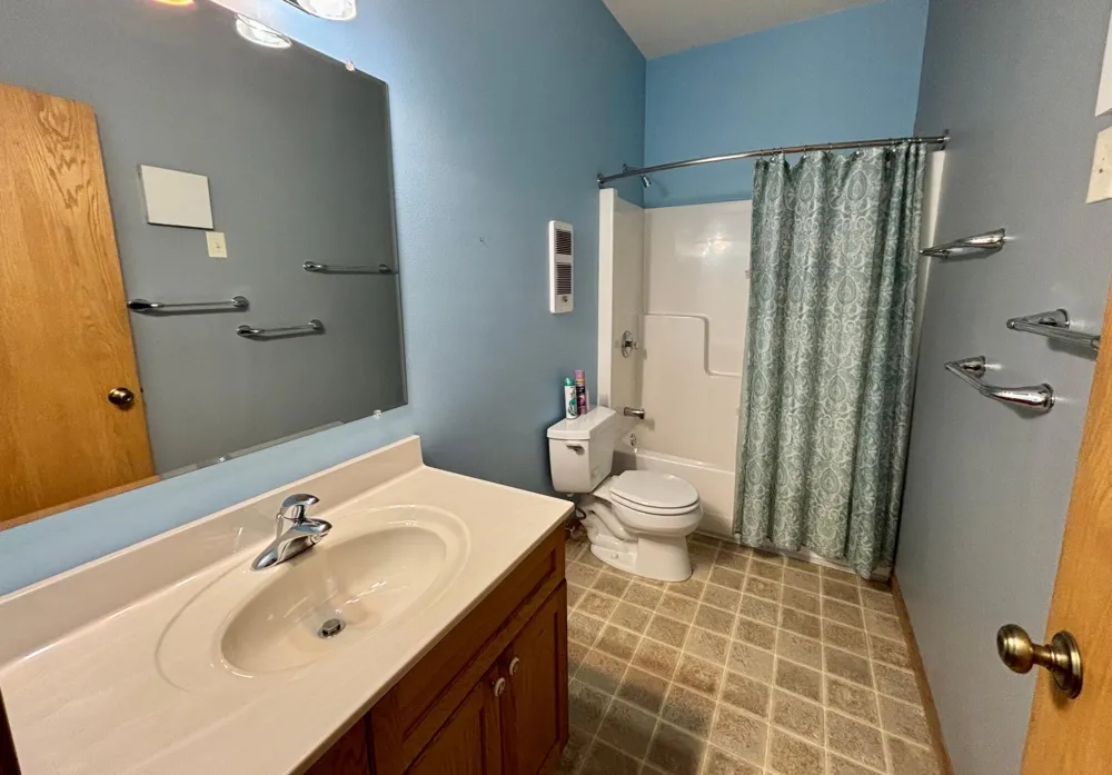 322 Oriole Avenue Thief River Falls, MN 56701