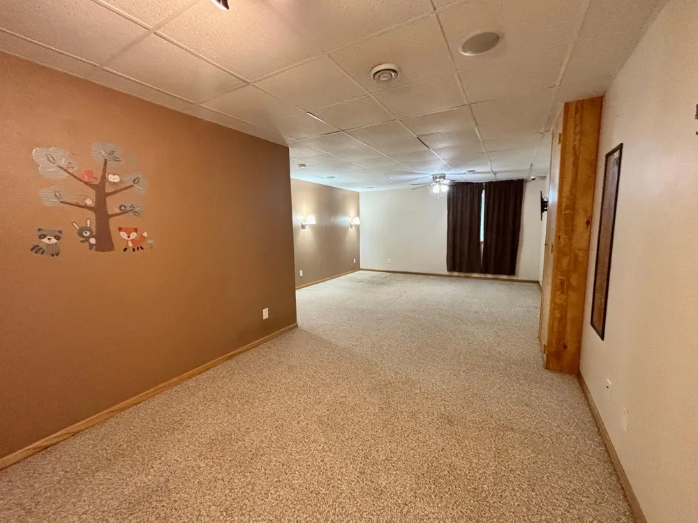 322 Oriole Avenue Thief River Falls, MN 56701