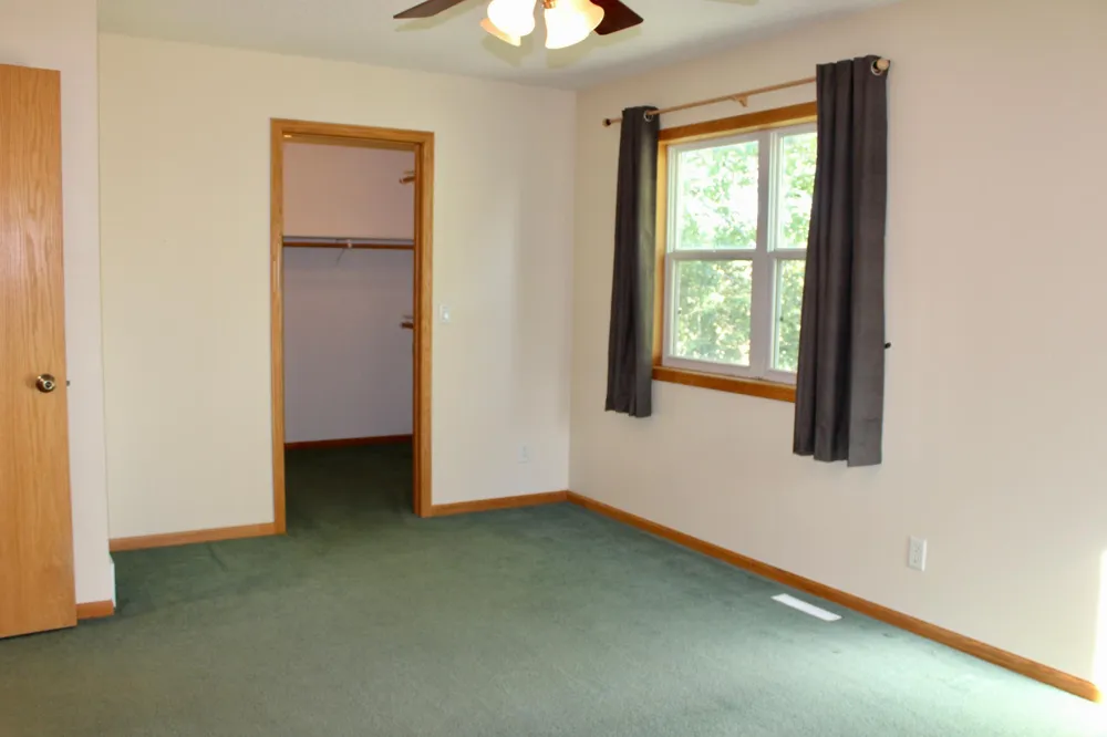 322 Oriole Avenue Thief River Falls, MN 56701