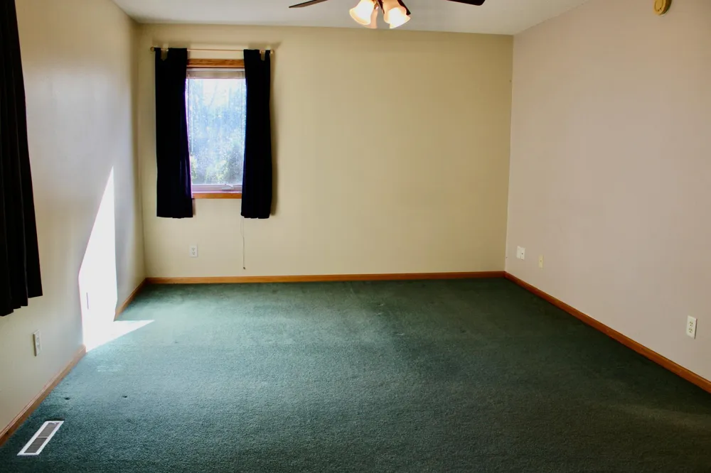 322 Oriole Avenue Thief River Falls, MN 56701