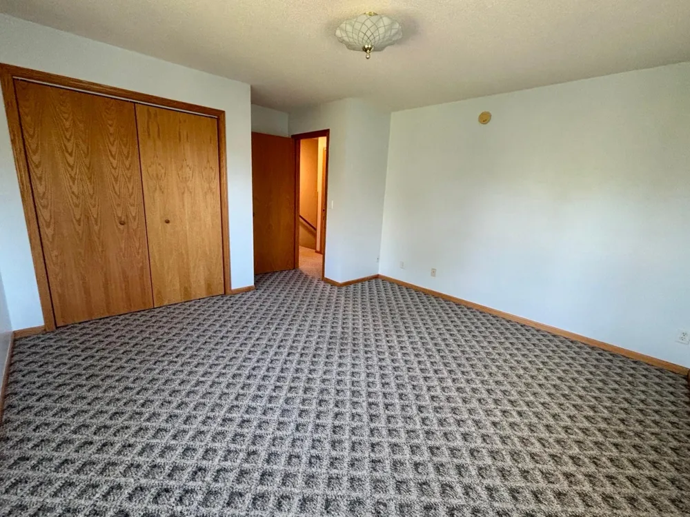 322 Oriole Avenue Thief River Falls, MN 56701
