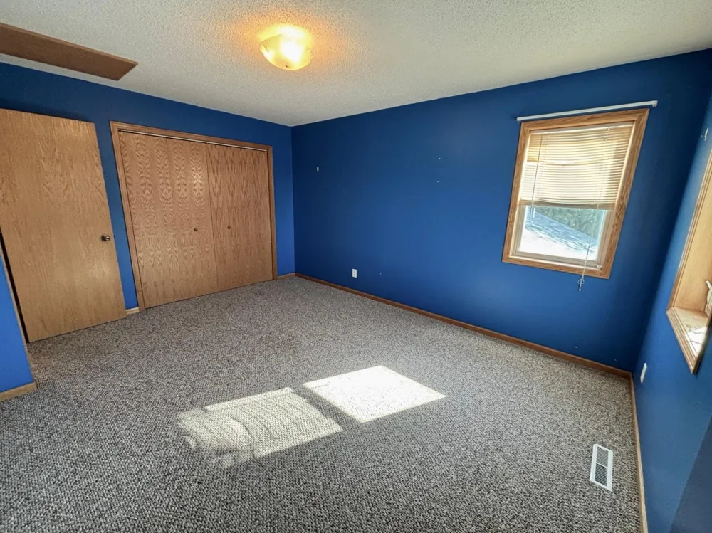 322 Oriole Avenue Thief River Falls, MN 56701