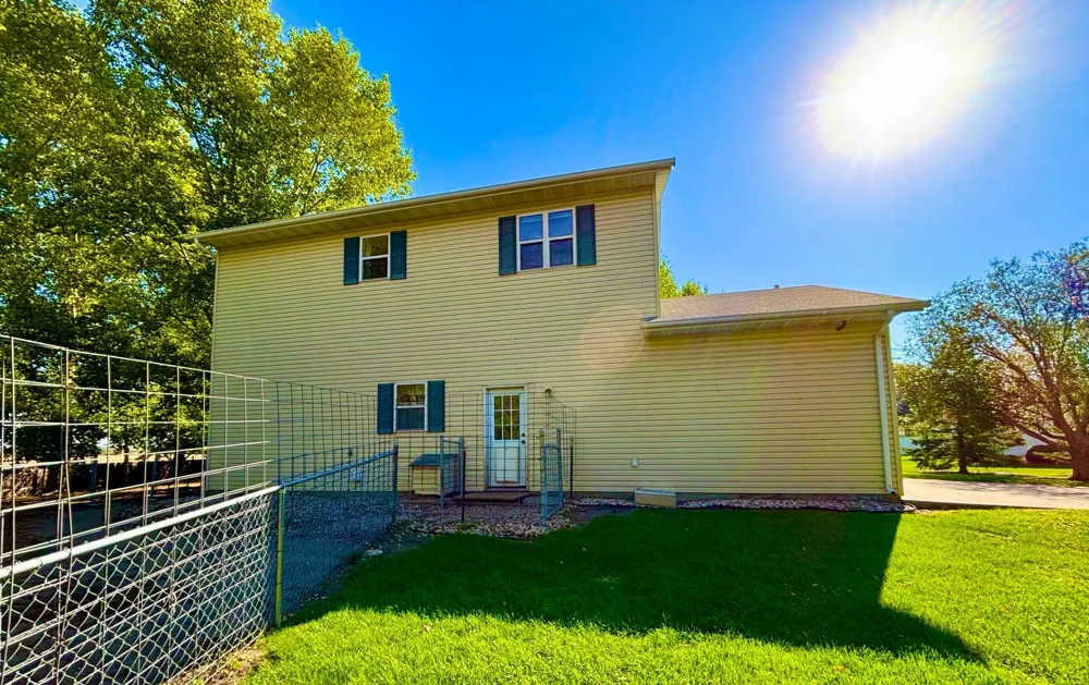 322 Oriole Avenue Thief River Falls, MN 56701