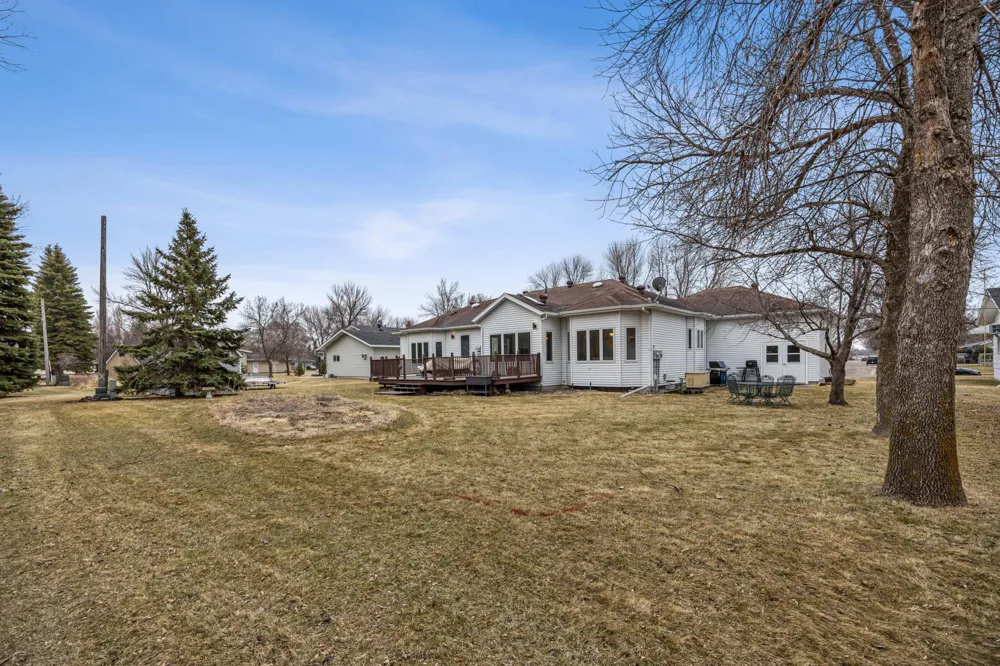 412 DAISY LANE Ada, MN 56510