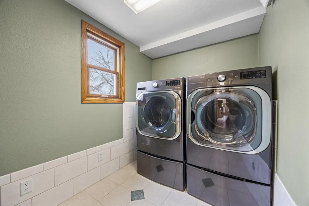 412 DAISY LANE Ada, MN 56510