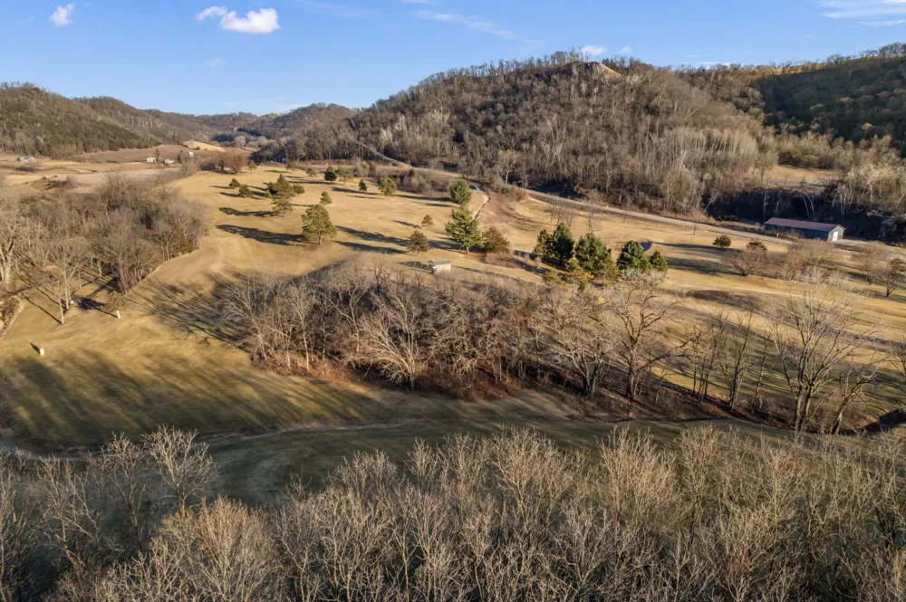xx Golf View Road Cochrane, WI 54622