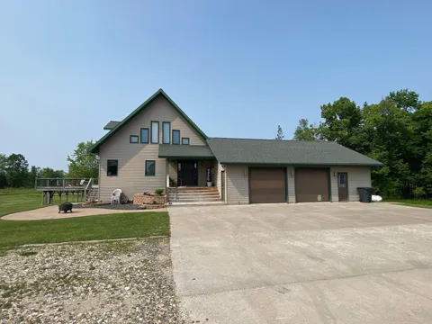 26055 Alvwood Road NE