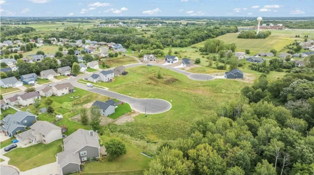 1136 29th Street NE Sauk Rapids, MN 56379