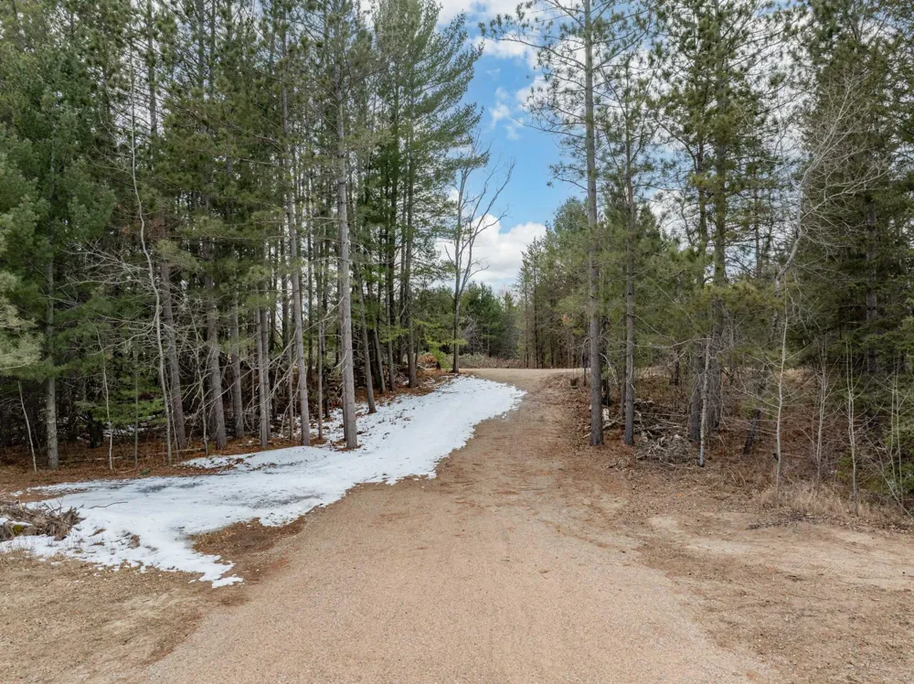 2976 River Road Grand Rapids, MN 55744