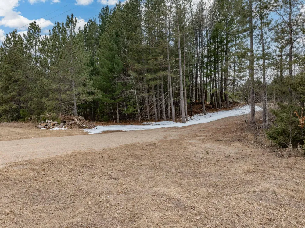 2976 River Road Grand Rapids, MN 55744