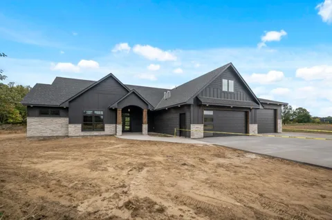 1574xxx Kettle River Boulevard NE