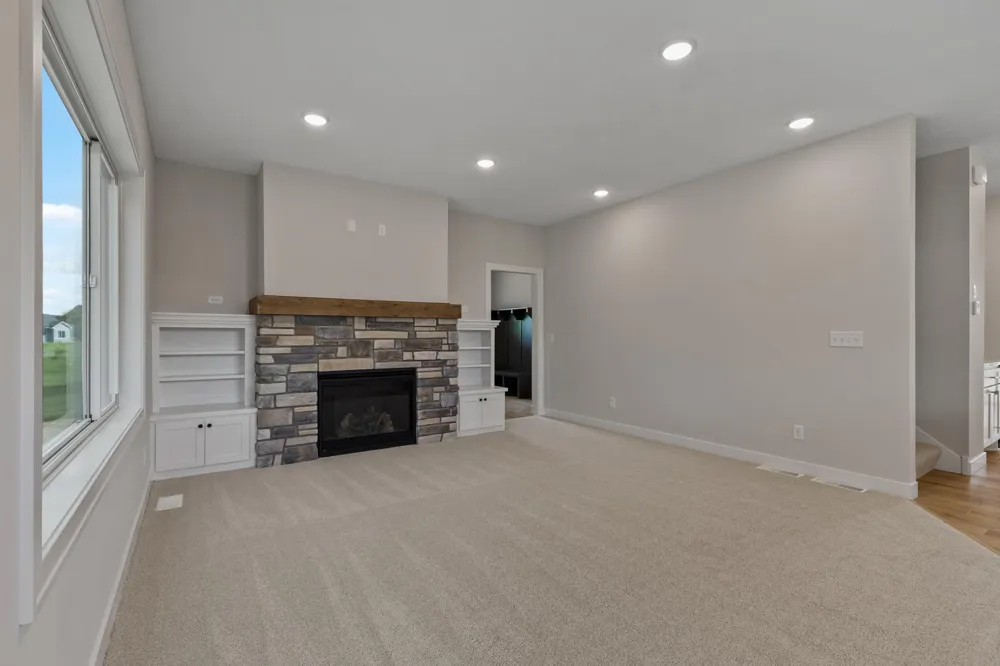 1574xx Kettle River Boulevard NE Columbus, MN 55025