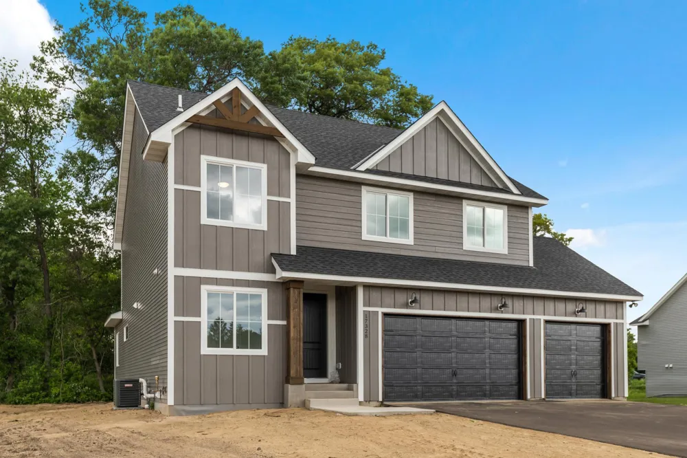 1574xx Kettle River Boulevard NE Columbus, MN 55025