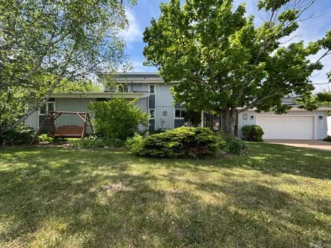 333 5th Avenue NE