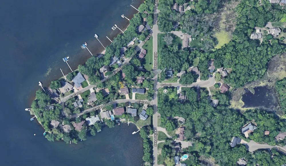 822 Palm Court North Saint Paul, MN 55109