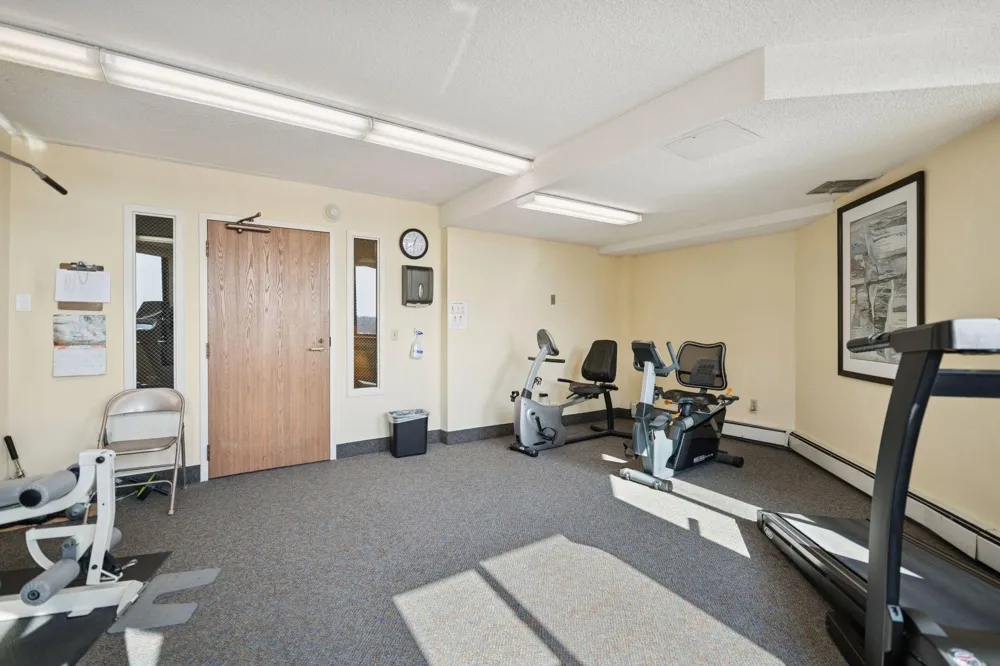 2601 Kenzie Terrace #330 Saint Anthony, MN 55418