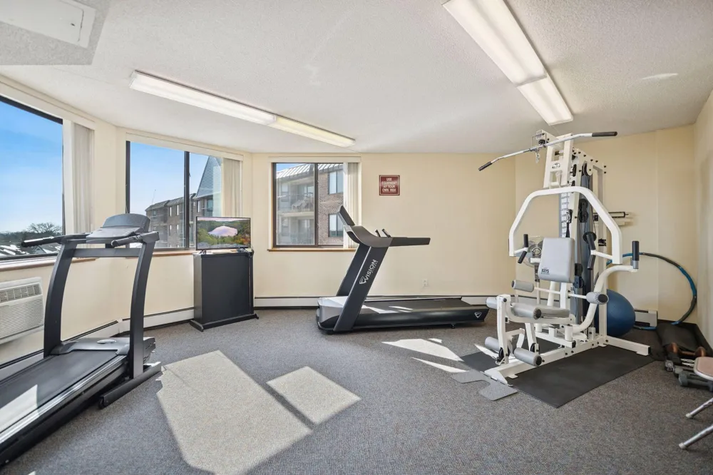 2601 Kenzie Terrace #330 Saint Anthony, MN 55418
