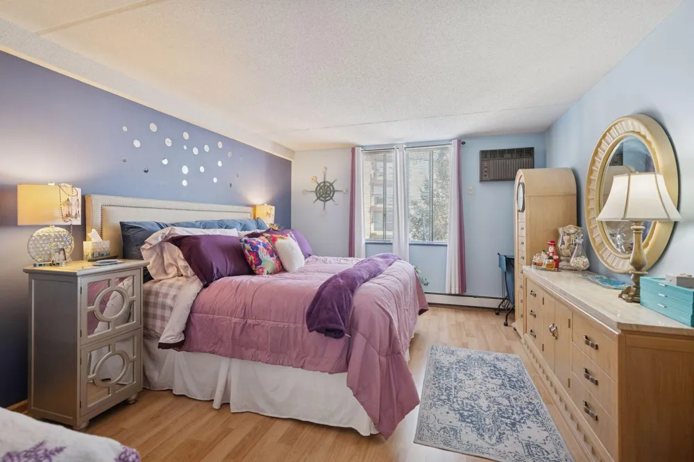 2601 Kenzie Terrace #330 Saint Anthony, MN 55418