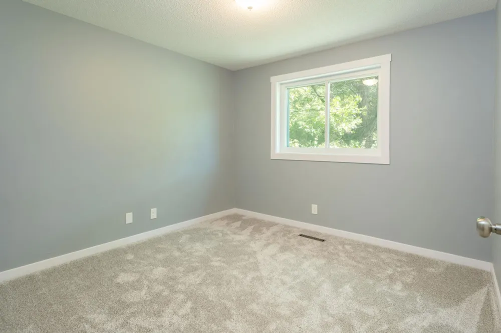 18975 Flora Street NW Oak Grove, MN 55011