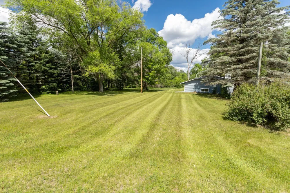 18975 Flora Street NW Oak Grove, MN 55011