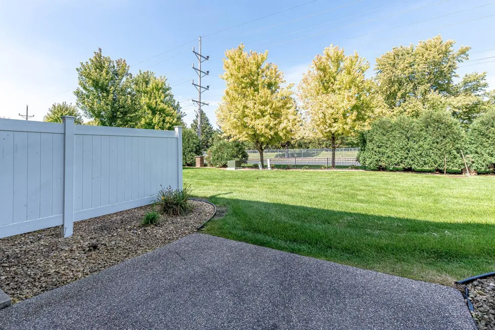 814 Pinnacle Path Mankato, MN 56001