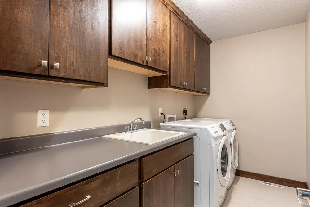 814 Pinnacle Path Mankato, MN 56001