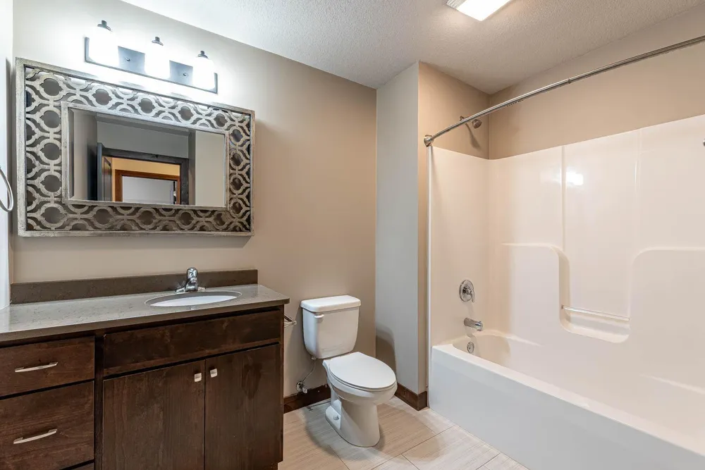 814 Pinnacle Path Mankato, MN 56001