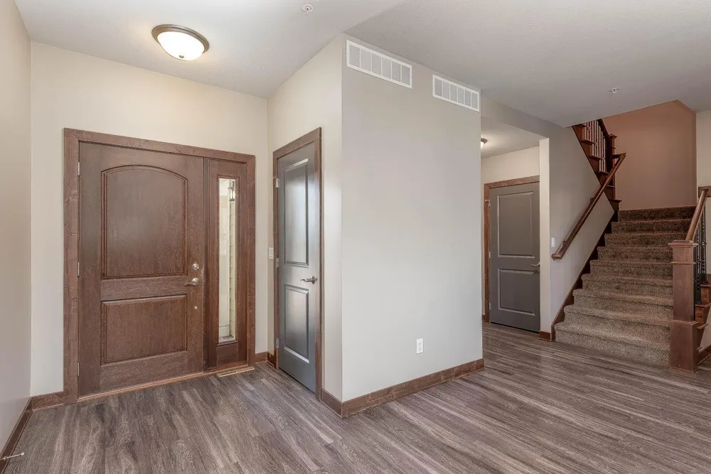 814 Pinnacle Path Mankato, MN 56001