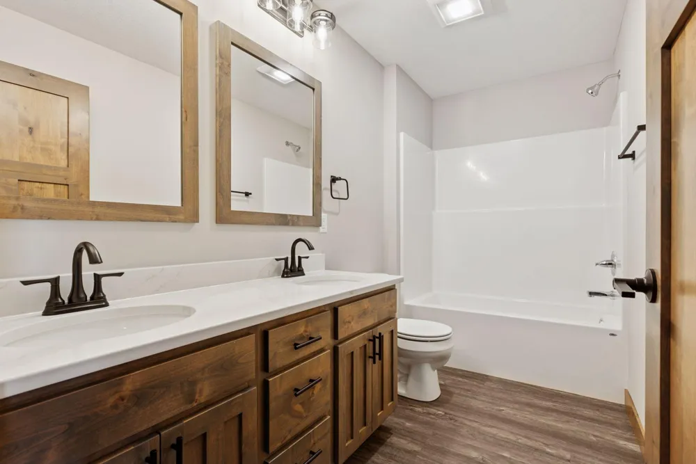 521 Summit Circle Baldwin, WI 54002