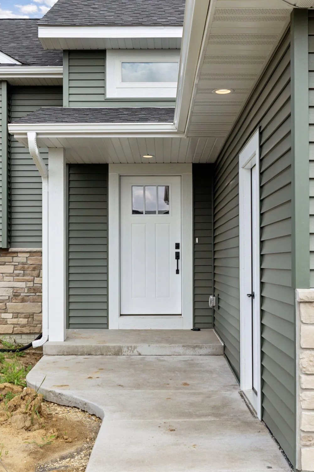 521 Summit Circle Baldwin, WI 54002