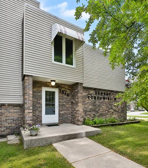 1516 19 1/2 STREET S #6
