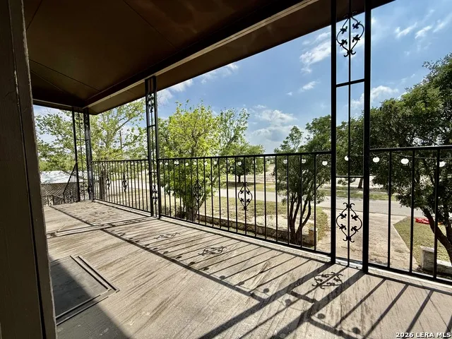 75 Wainwright Brackettville, TX 78832