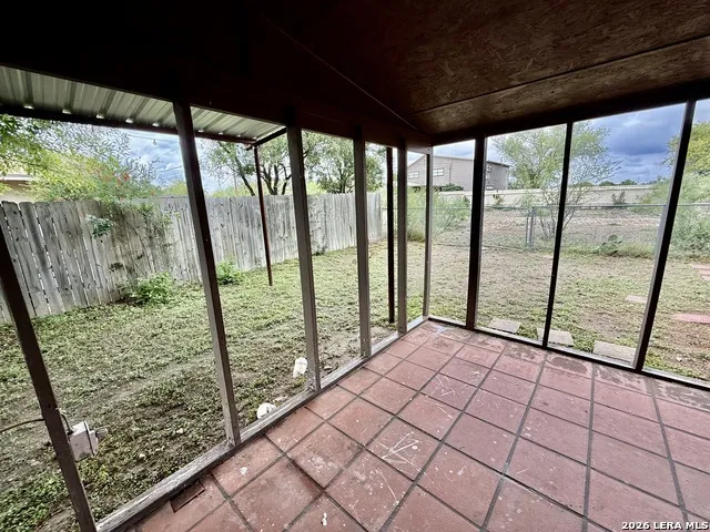 75 Wainwright Brackettville, TX 78832