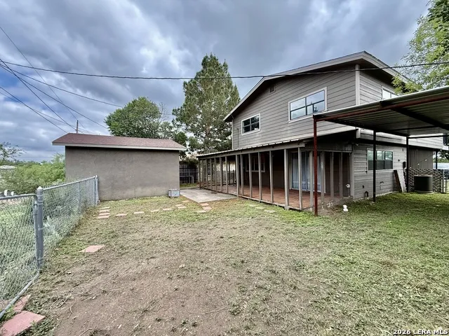 75 Wainwright Brackettville, TX 78832