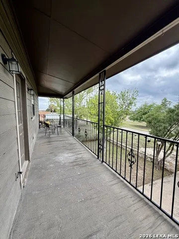 75 Wainwright Brackettville, TX 78832