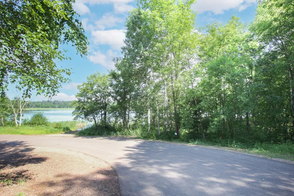 20498 Hay Lake Road Ironton, MN 56455