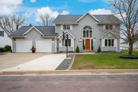 3819 Cedar Creek Court