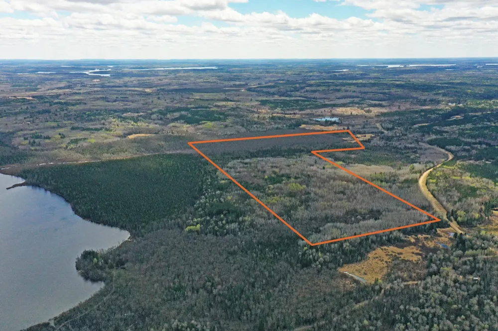 4268 Crane Lake Road Orr, MN 55771