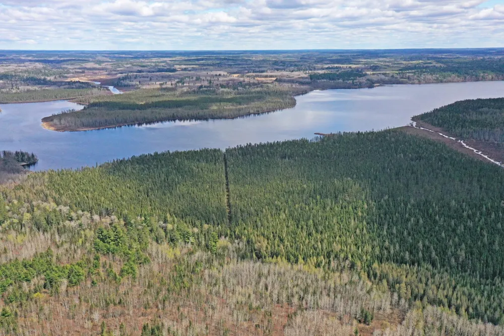 4268 Crane Lake Road Orr, MN 55771