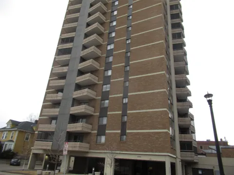 410 Groveland Avenue #204