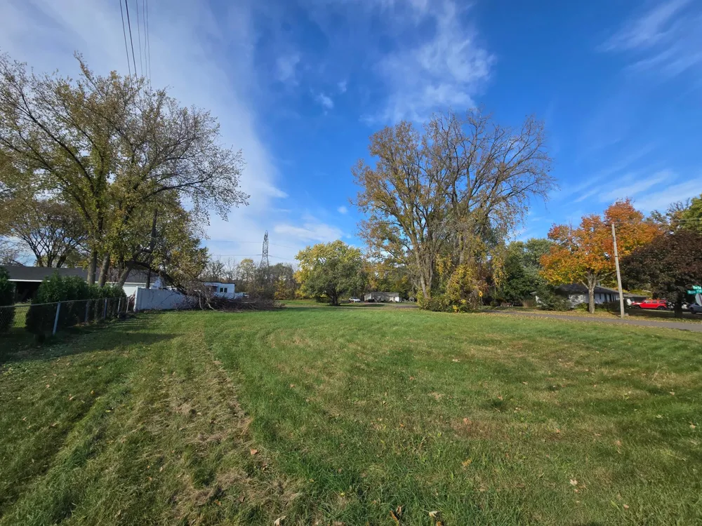 7177 River Road Inver Grove Heights, MN 55076
