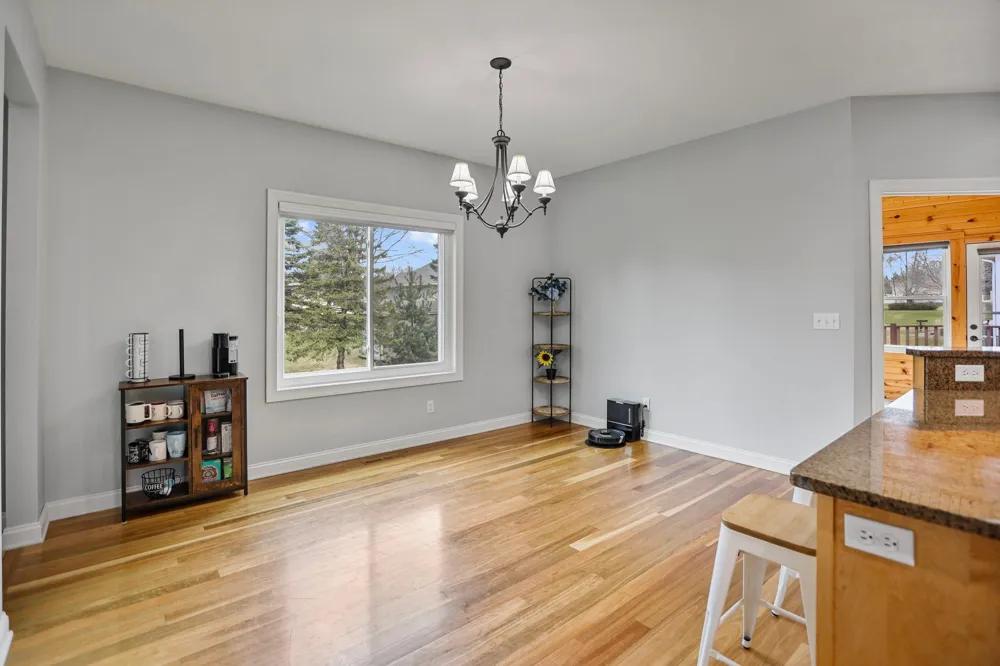 1929 Woodcrest Drive NE Owatonna, MN 55060