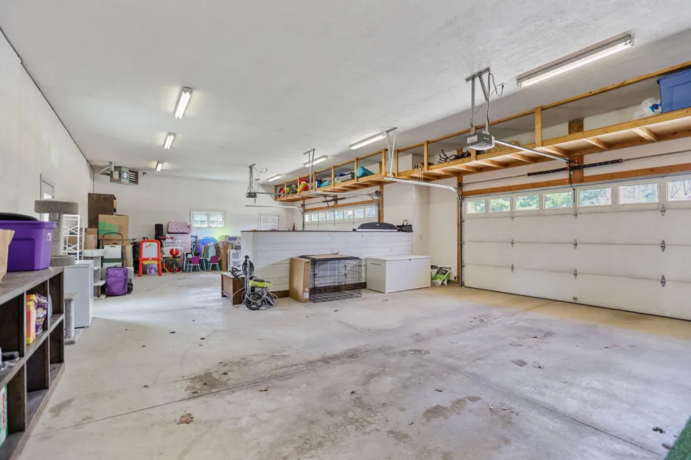 1929 Woodcrest Drive NE Owatonna, MN 55060