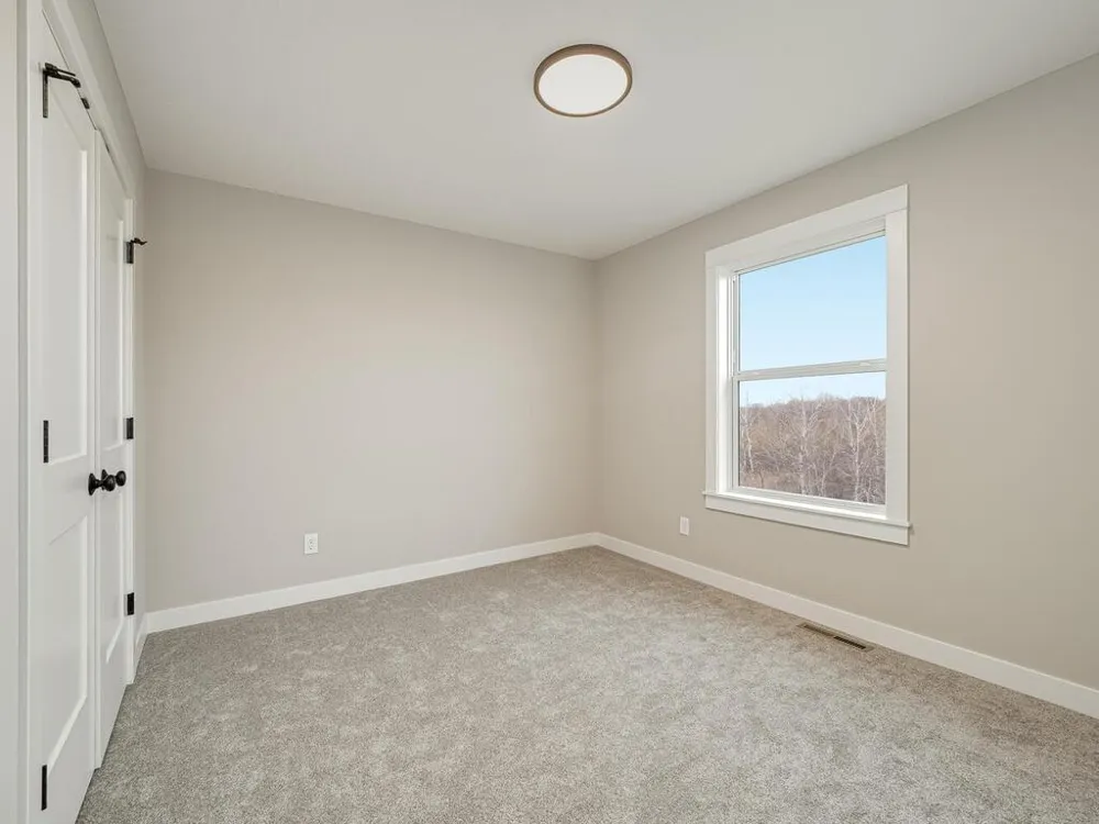 20666 Tamarack Street NW Oak Grove, MN 55011