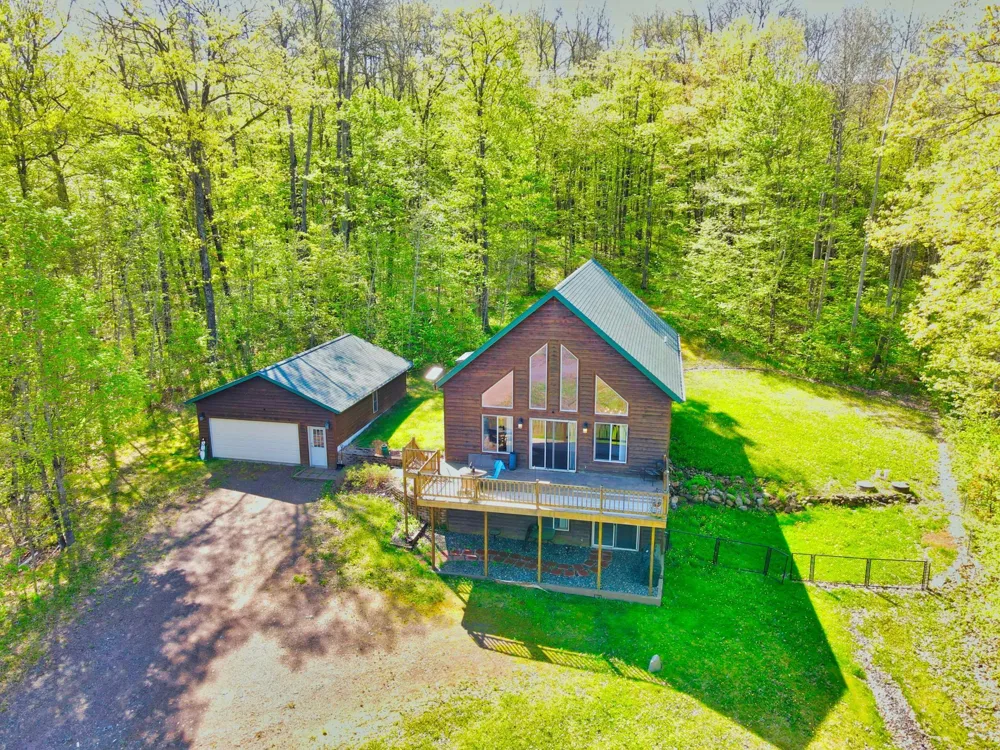 8920 Larson Court Hayward, WI 54843