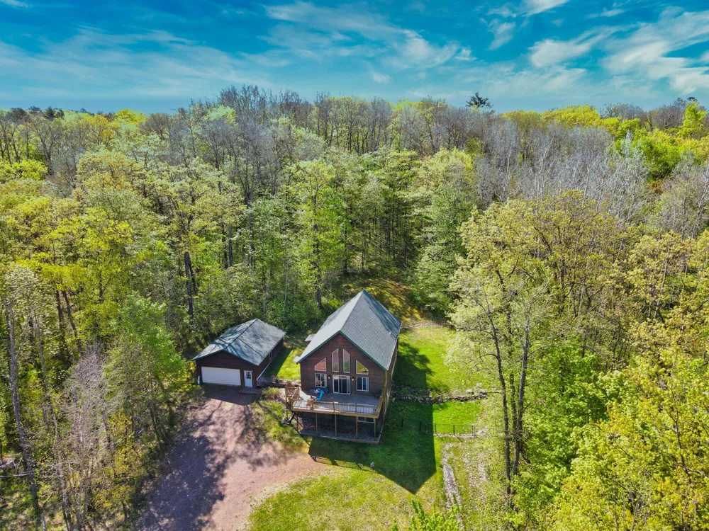 8920 Larson Court Hayward, WI 54843