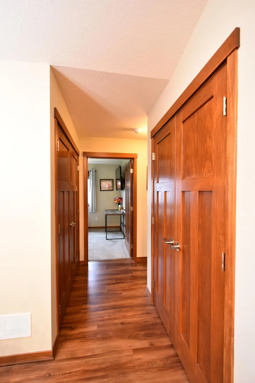 147 Highland Circle Zumbrota, MN 55992